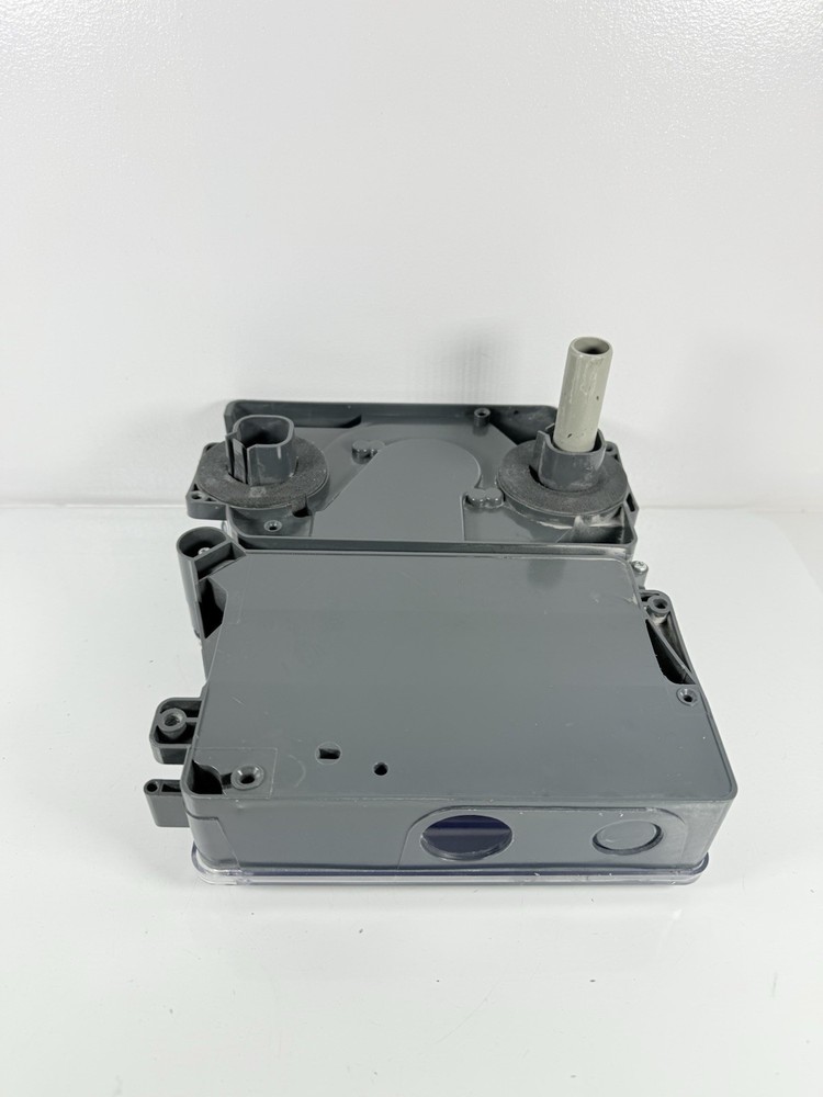 System Sensor Model No. DNR Non-Relay Duct Smoke Detector