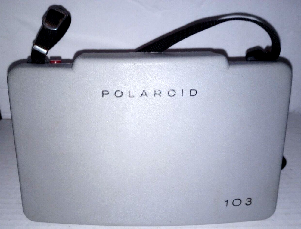 Vintage Polaroid Automatic 103 Folding Land Camera w/Hard Case & Strap UNTESTED