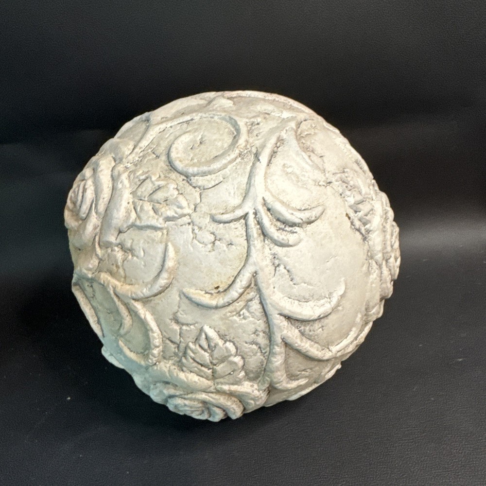 Rose Garden Ball Sphere With Flat Bottom Approximately 5x5”