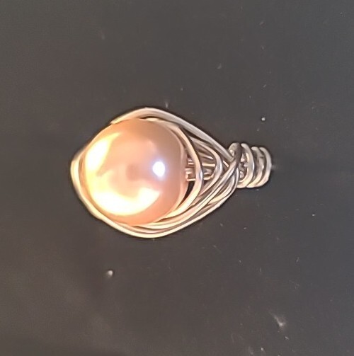 NEW Handmade Wire Wrapped Ring Silvertone Statement Pink Beaded  Size 6.5
