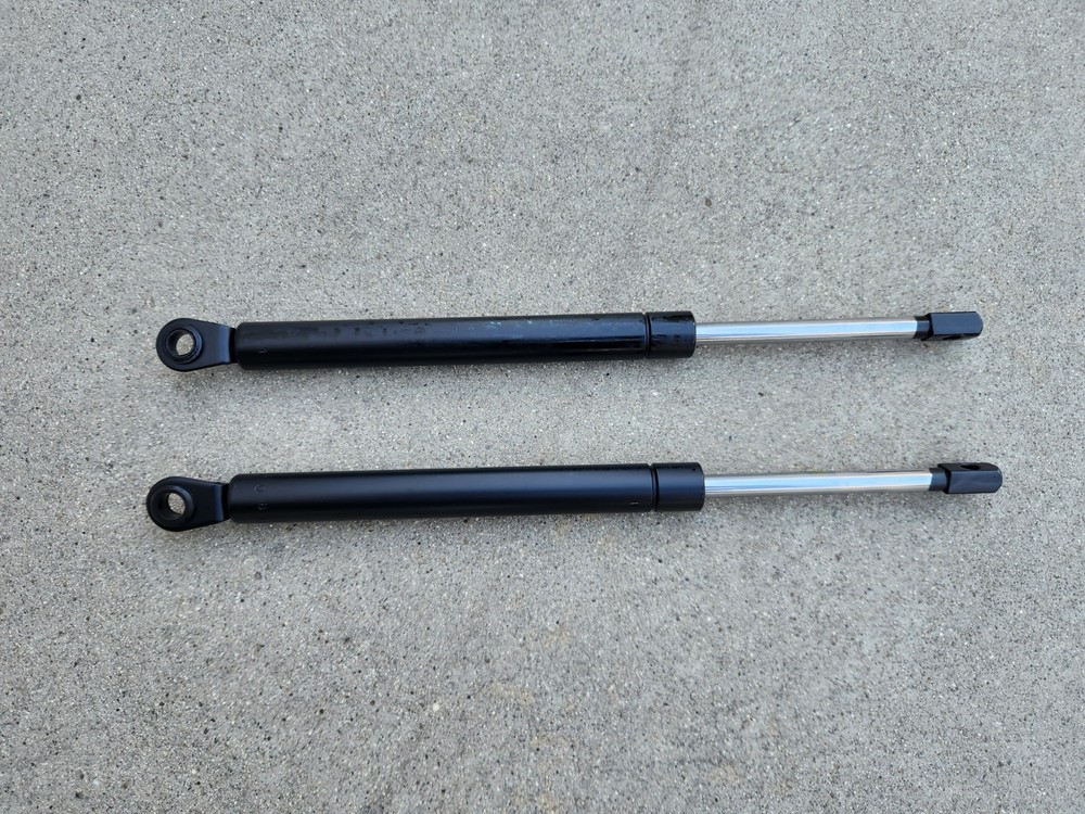 Hood Struts, Beetle, Super, 1971-73 1/2, Pair