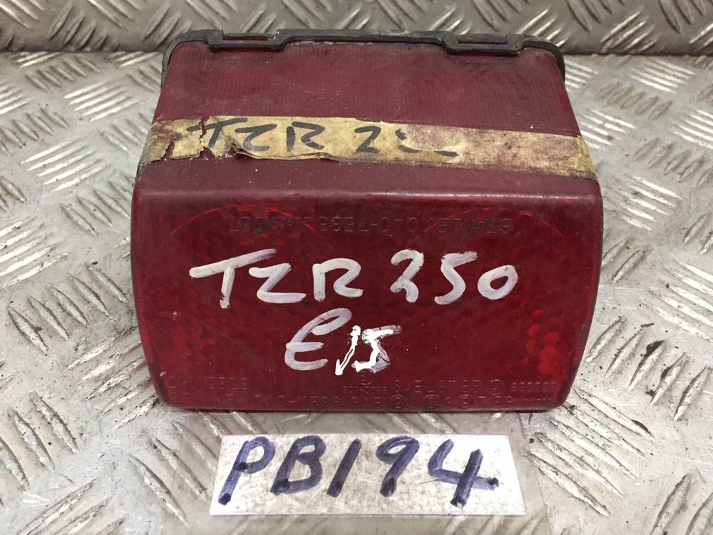 YAMAHA TZR 250 back light
