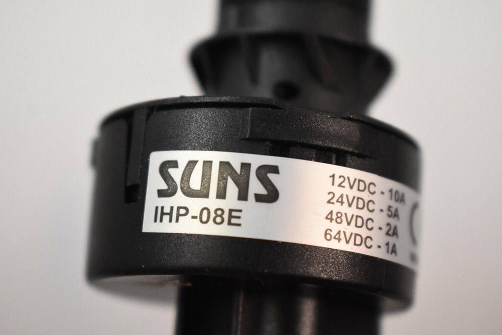 SUNS IHP-08E Ignition Switch Rotary Click Switch 12-64VDC 10A Black Plastic