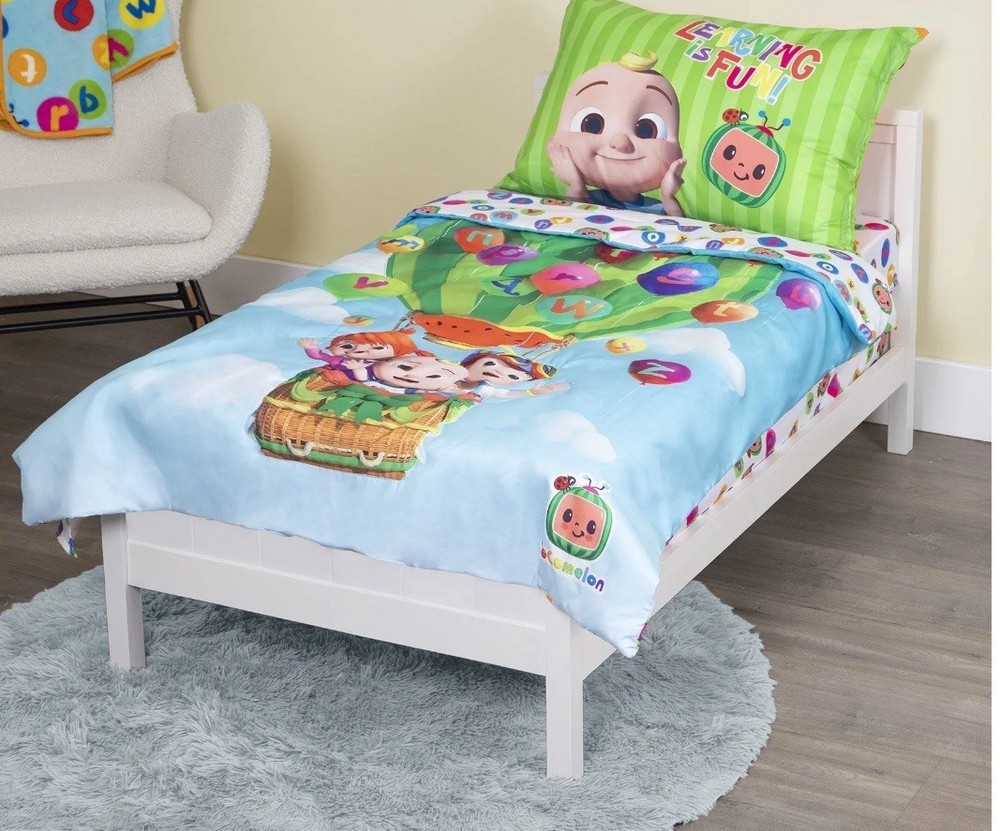 CoComelon Toddler Bedding Set