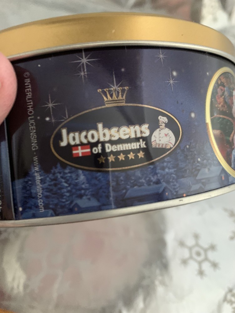 ❤️Jacobsen's Bakery Denmark SANTA'S ARRIVAL. 5.5X2” Christmas EMPTY TIN