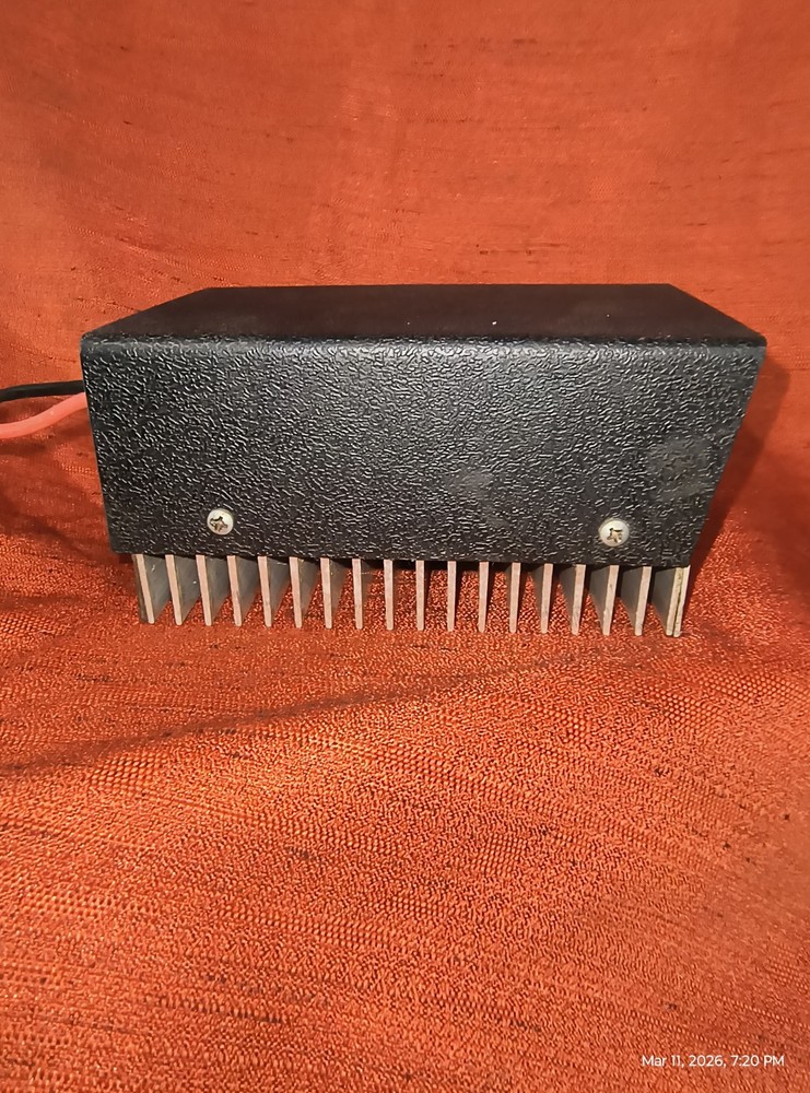 Silver Eagle 200 Linear Amplifier, Vintage, Powers On, Untested