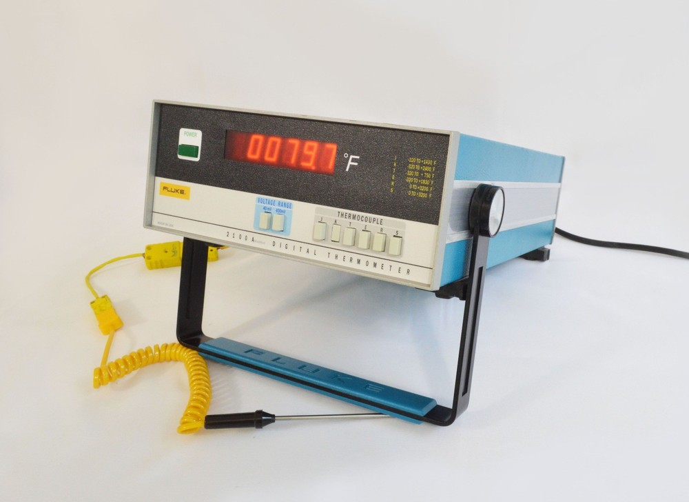 Fluke 2100A Reference Digital Thermometer with option -06 CALIBRATED GUARANTEED
