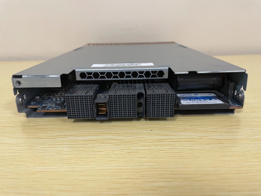 HPE 880096-001 Fiber Channel Disk Array Controller Module