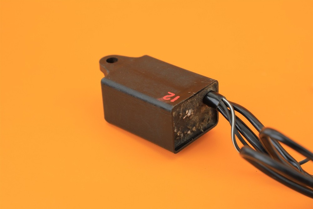 84-87 1987 LT185 LT 185 OEM CDI Unit Igniter Box Computer Electrical Module