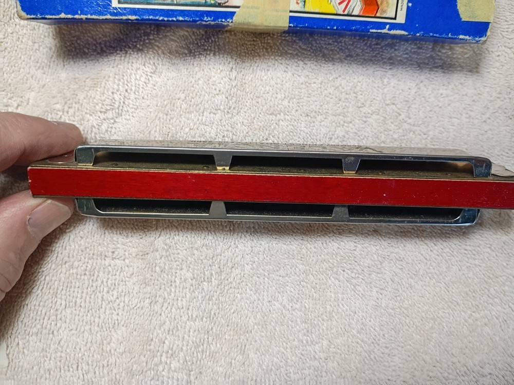 Valencia Double reed 28 / 14 in box harmonica
