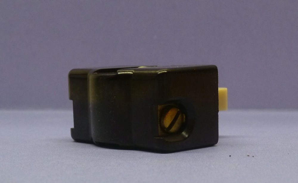 Vintage Despard Interchangeable Toggle Light Switch, Single-Pole, Ivory Bryant