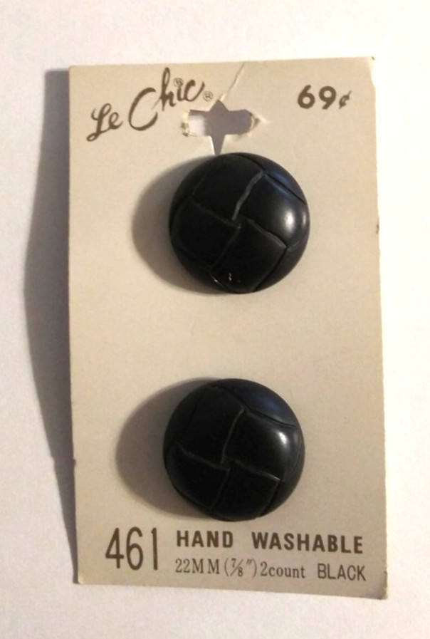 Le Chic Buttons #461 Black Size 22mm (7/8")