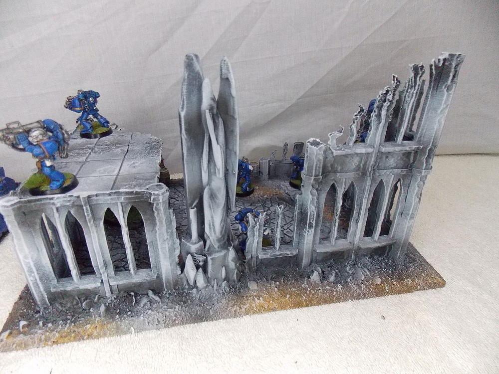 WARGAMING TERRAIN PAINTED BUILDING