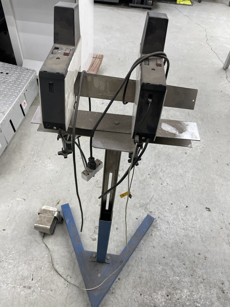 Salco Rapid 106 Dual Head Floor Mounted Stitcher Unit