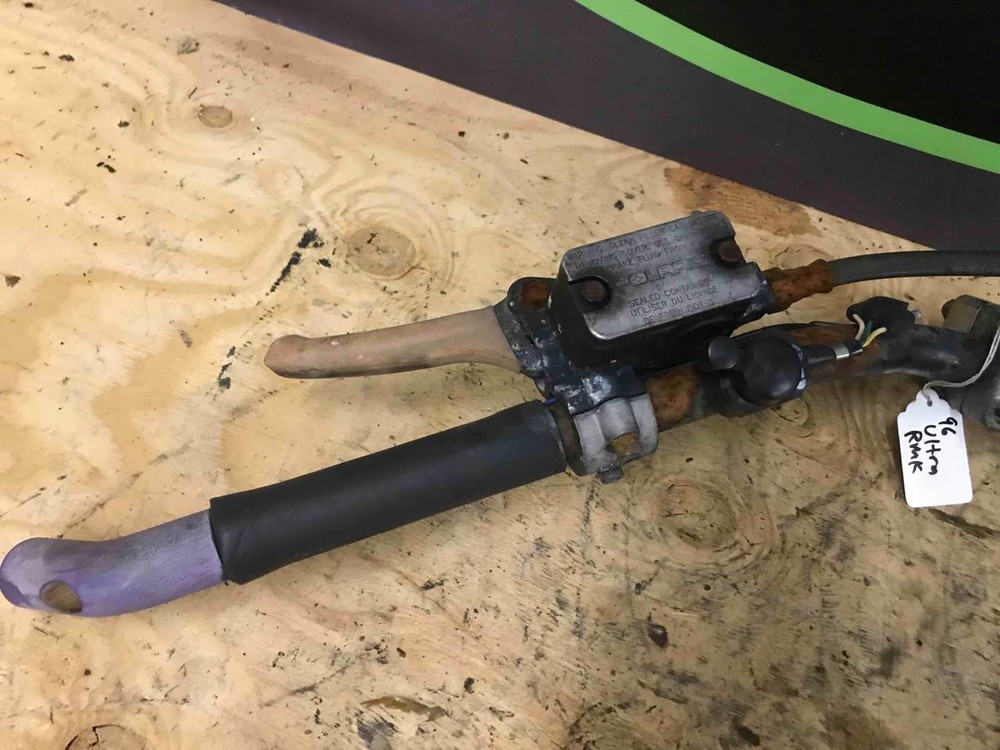 1996 Polaris Ultra RMK 680 Handlebars
