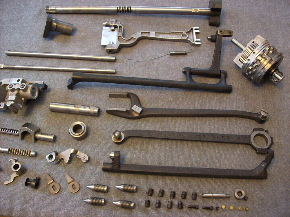 Singer 500A Sewing Machine Connecting Rods, Cam Stack, & Misc. Internal Parts.