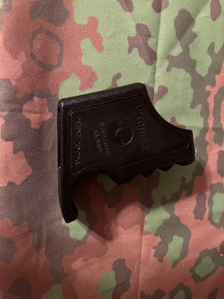 Universal loading tool 9mm - .40 S&W Glock Beretta Sig Sauer