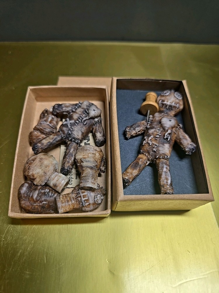 Saturn Magic Co 2.5" Unleash The Evil Voodoo Kit.