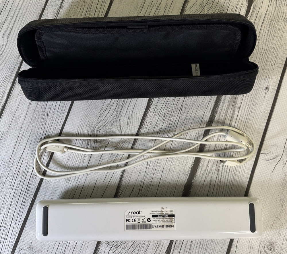 Neat Receipts USB Mobile Scanner Compatible with both Windows and Mac Pre-Owned.