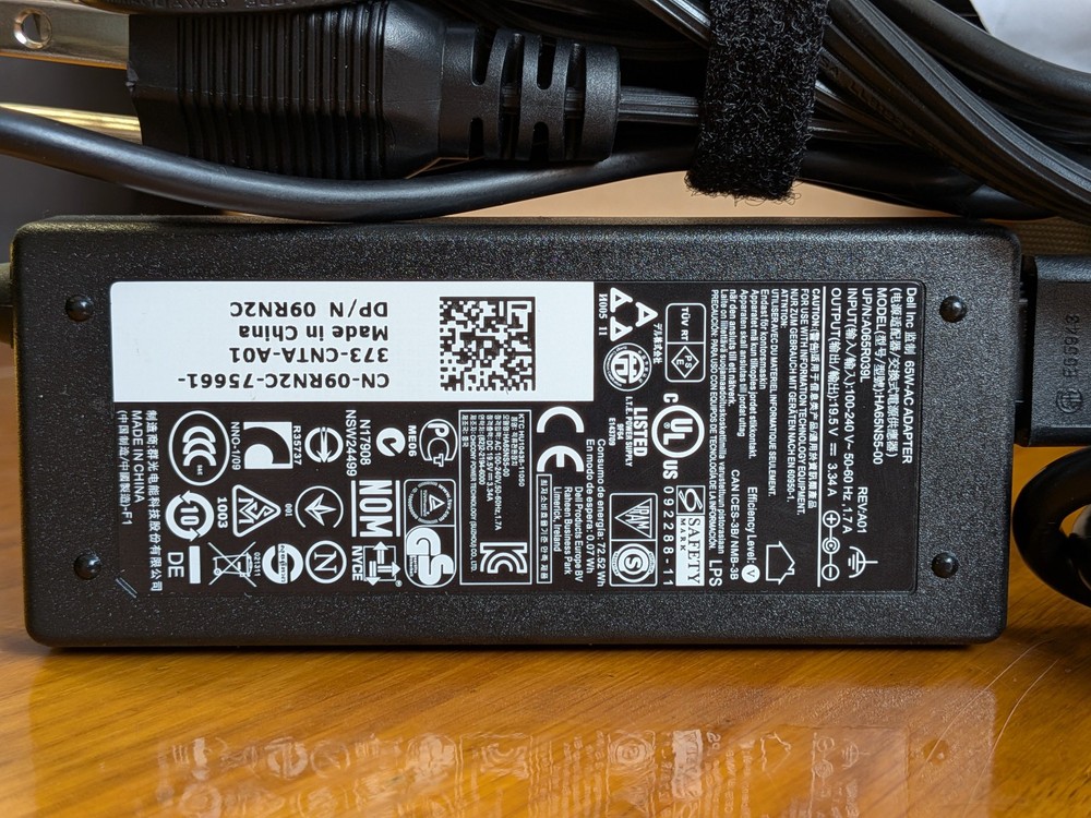 Dell M115HD LED Projector - DOES NOT INCLUDE TRIPOD - REFURBISHED