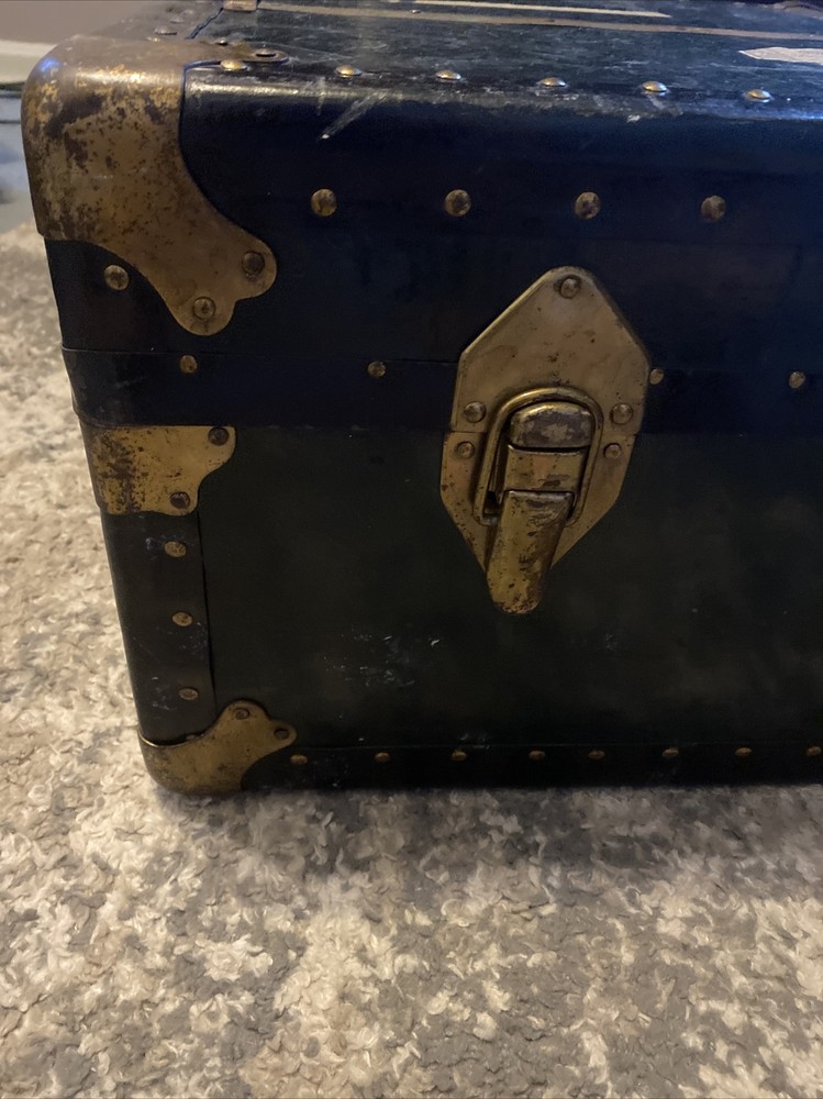 World War 2 Army Trunk ?