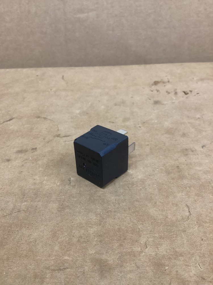 Relay electromagnetic, Hella 24V pn#4RD 007 903-02