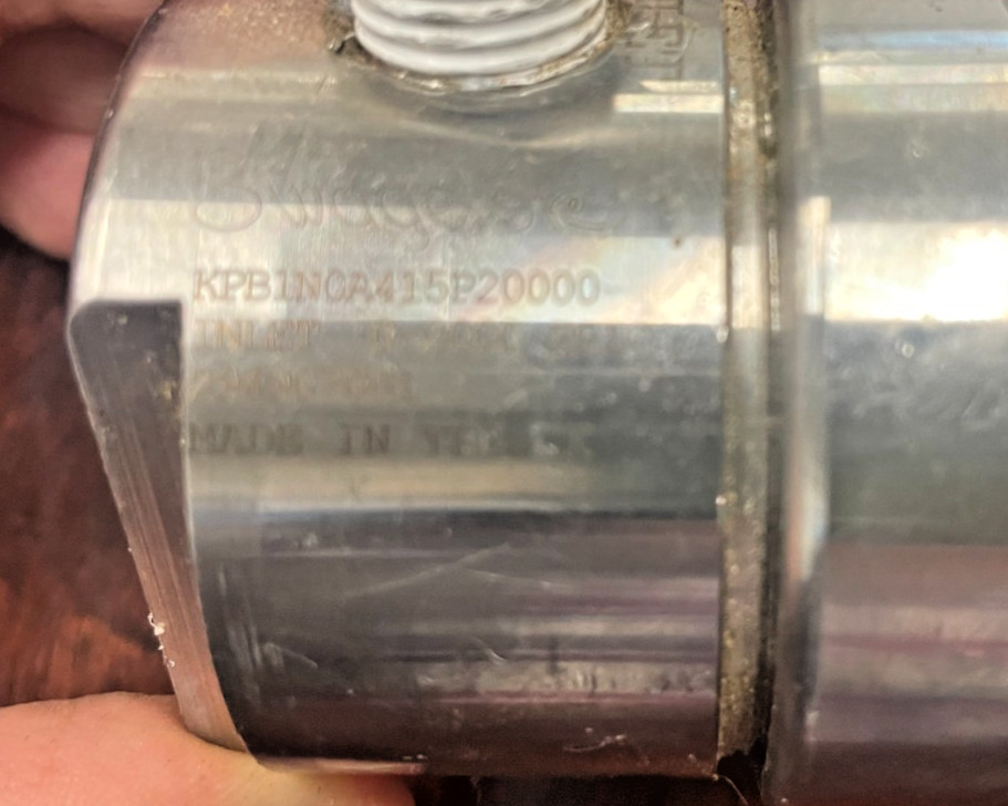 SWAGELOK-Compact Back-Pressure Regulator - 2000 psig