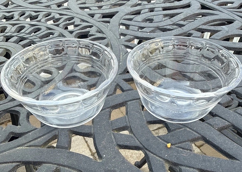 2 Pyrex 6 oz 463A Clear Custard Fruit Cups
