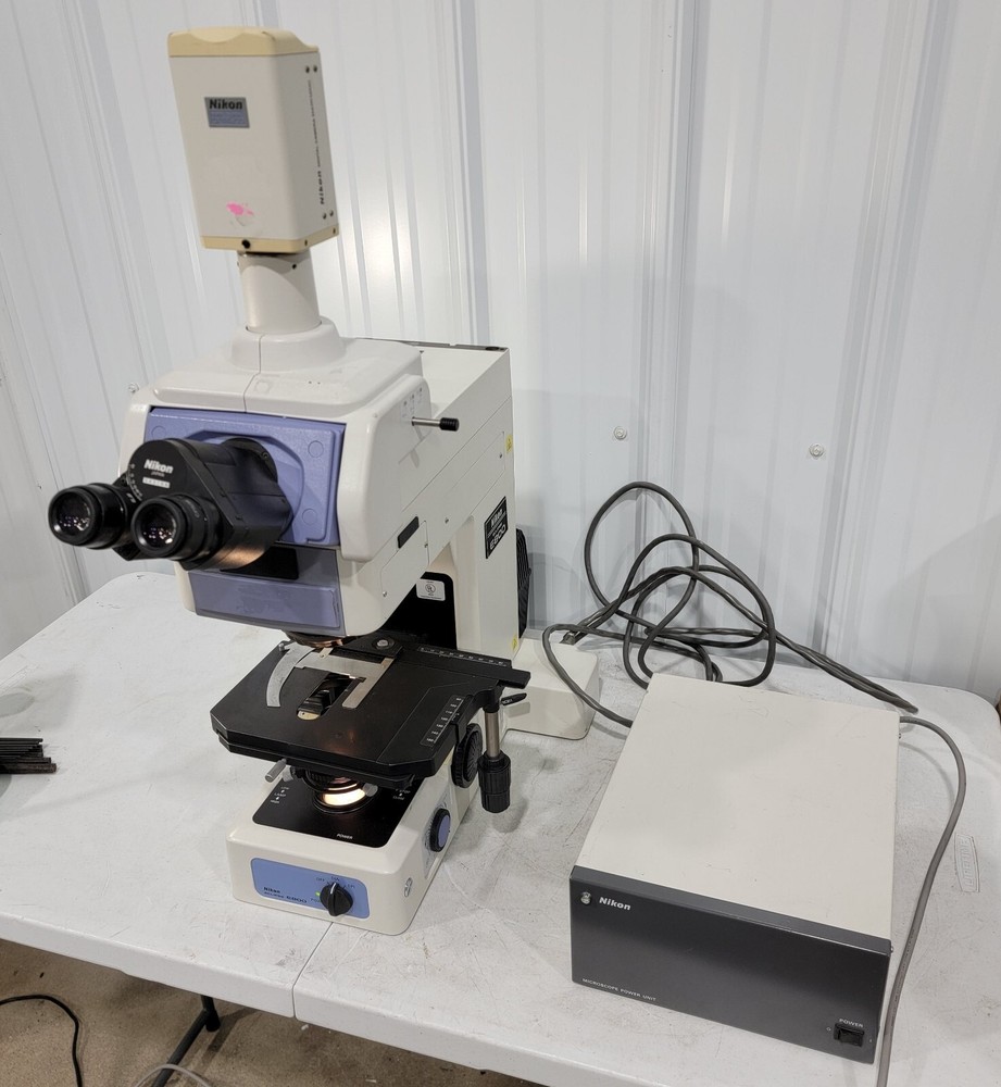 Nikon DIC Eclipse E800 Microscope Trinocular Head w/ Power Unit, Eyepieces, Lamp