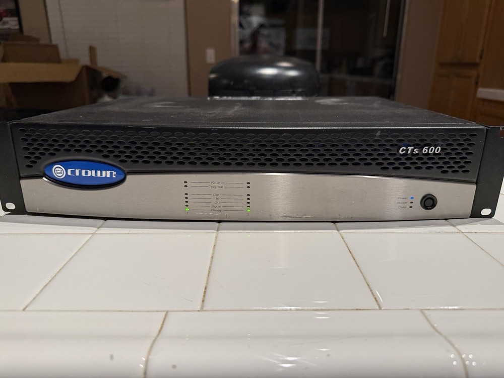 Crown CTS 600 2-Channel 600W Rackmount Amplifier