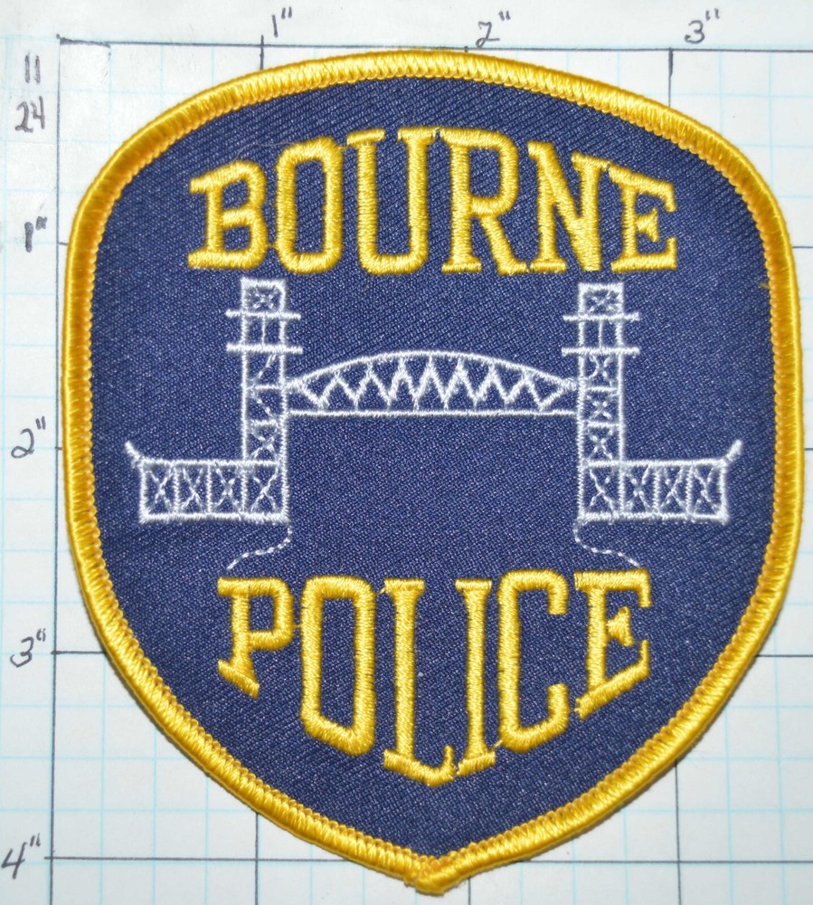 MASSACHUSETTS, BOURNE POLICE DEPT PATCH