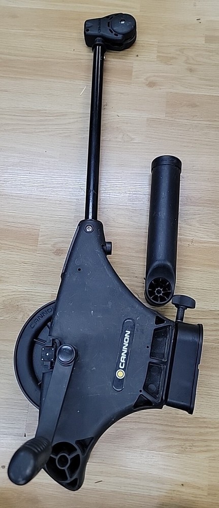 2 Cannon Uni-Troll 5 ST Manual Downrigger Trolling Kit