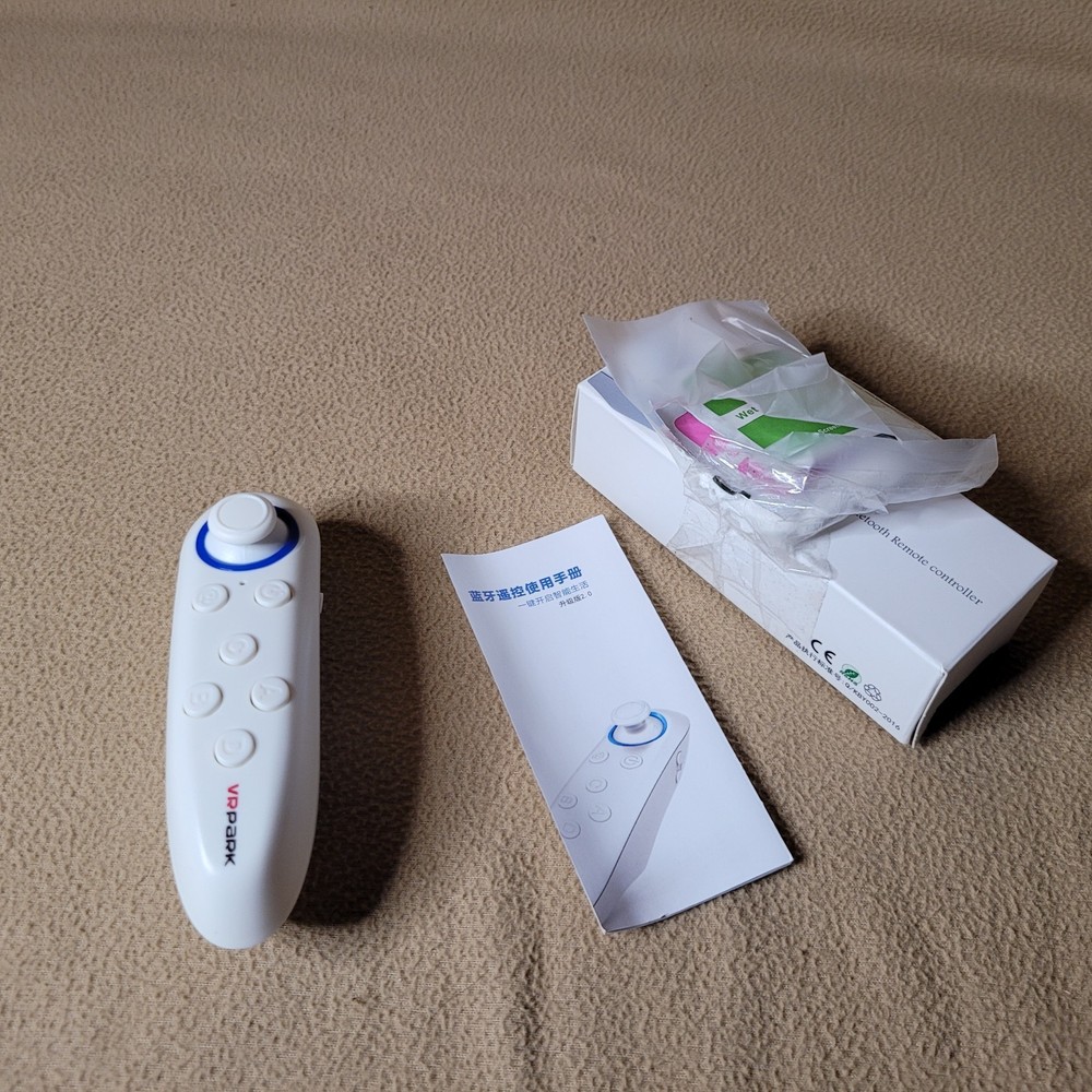 VR Park Virtual Reality Glasses Headset With Bluetooth Remote Controller