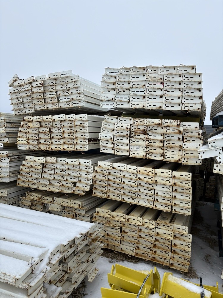 Tear Drop Pallet Racking Beams And Wire Decks
