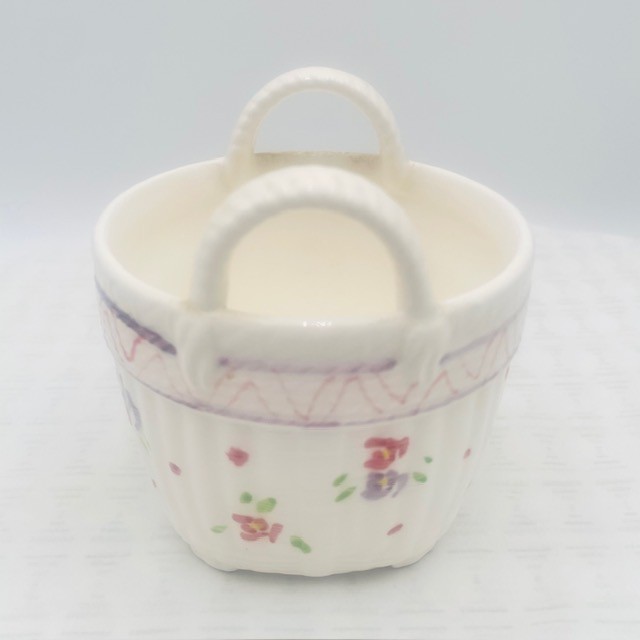 NLT Ceramic Hand Painted Basket Planter - Approx 4" X 3"