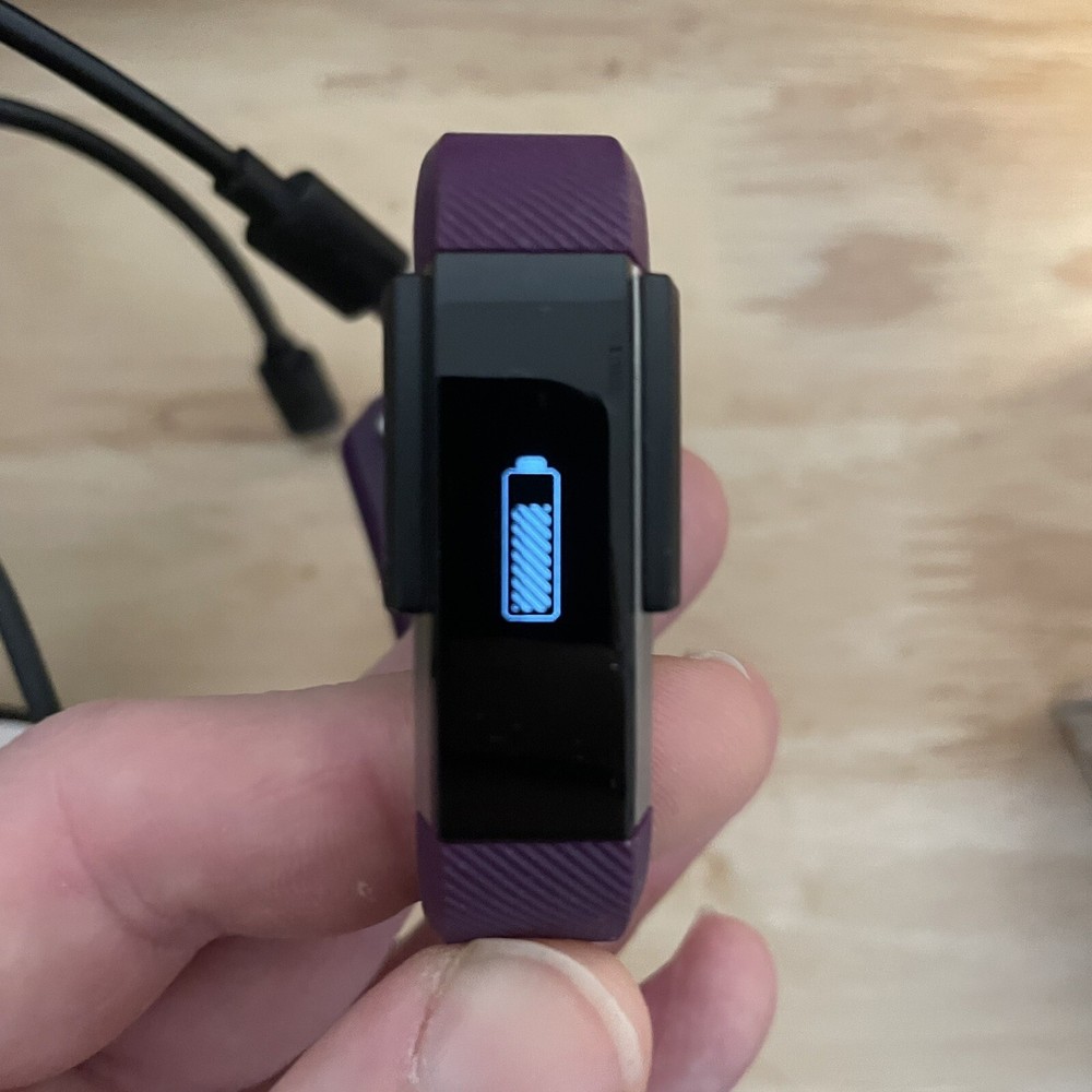 Fitbit Alta Activity Tracker Size Small Stainless/Plum *Needs New Battery*