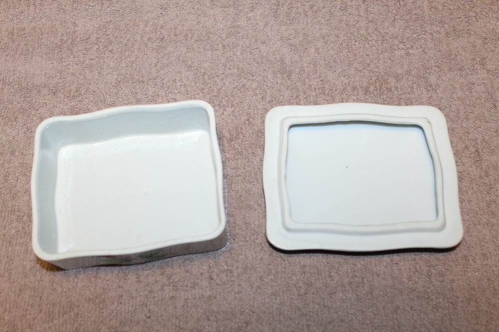 Original WW2 U.S. Occupied Japan Ceramic Three Piece Cigarette Box & Ashtray Set