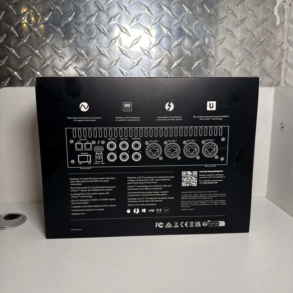 Universal Audio Apollo Gen 2 x4 Thunderbolt 3 Audio Interface Essentials+