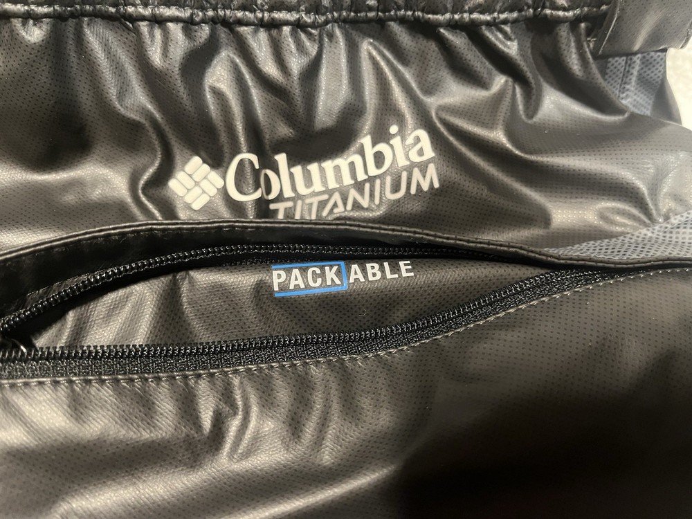Columbia Titanium Men's Snow/ski Pants, Size Medium.