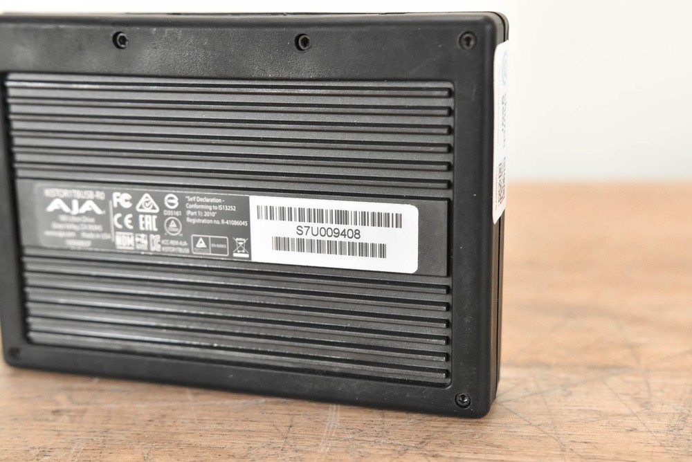 AJA KISTOR1TBUSB-R0 1TB KiStor Solid State Drive for Ki Pro CG006YS