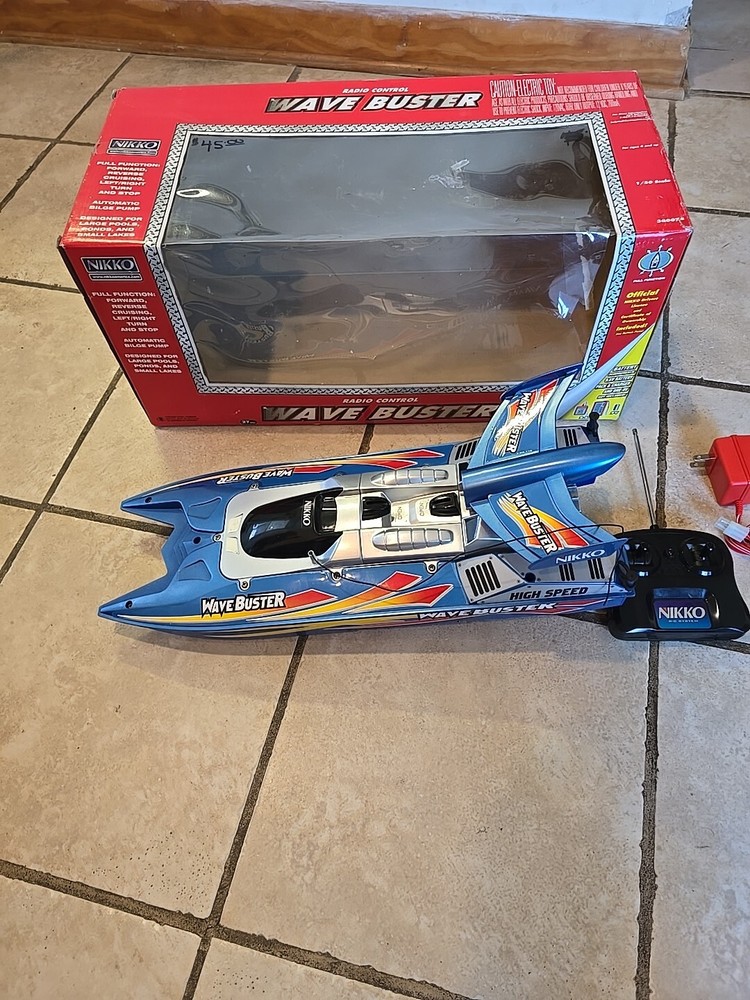 Vintage Wave Buster Nikko Boat with Remote Tested (Please Read)