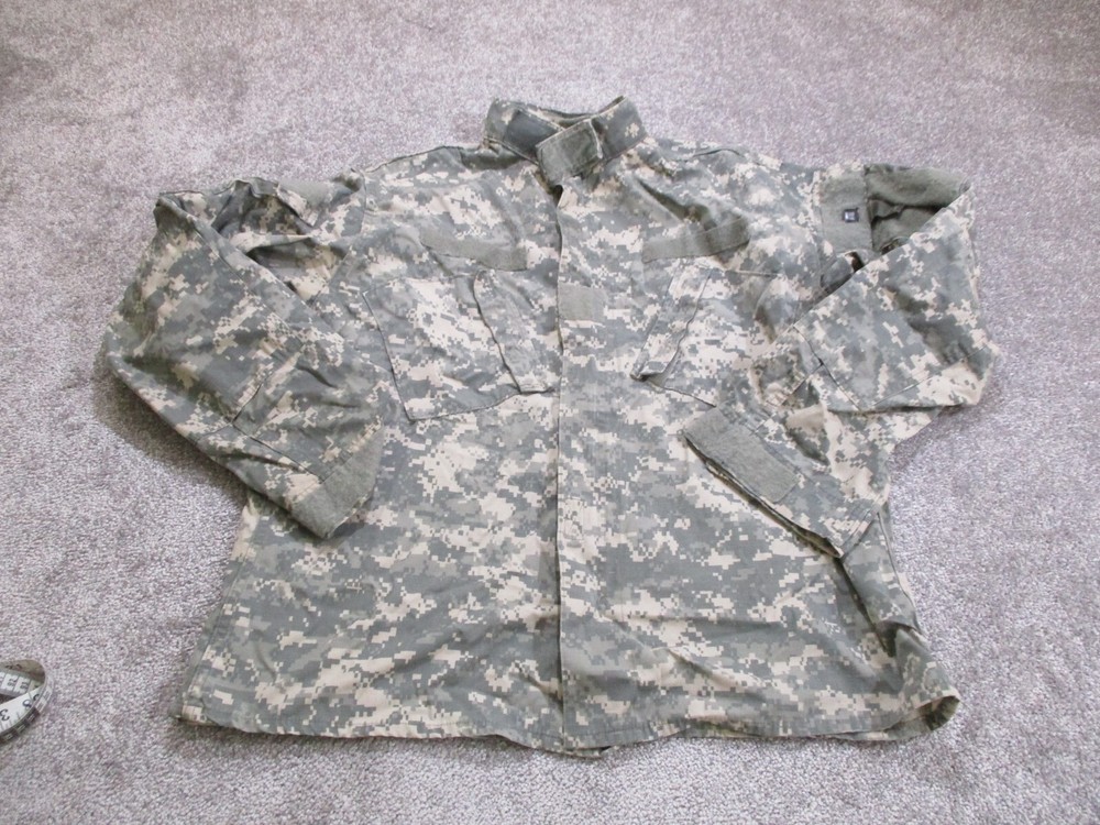 US Army Combat Jacket Mens Size Large
