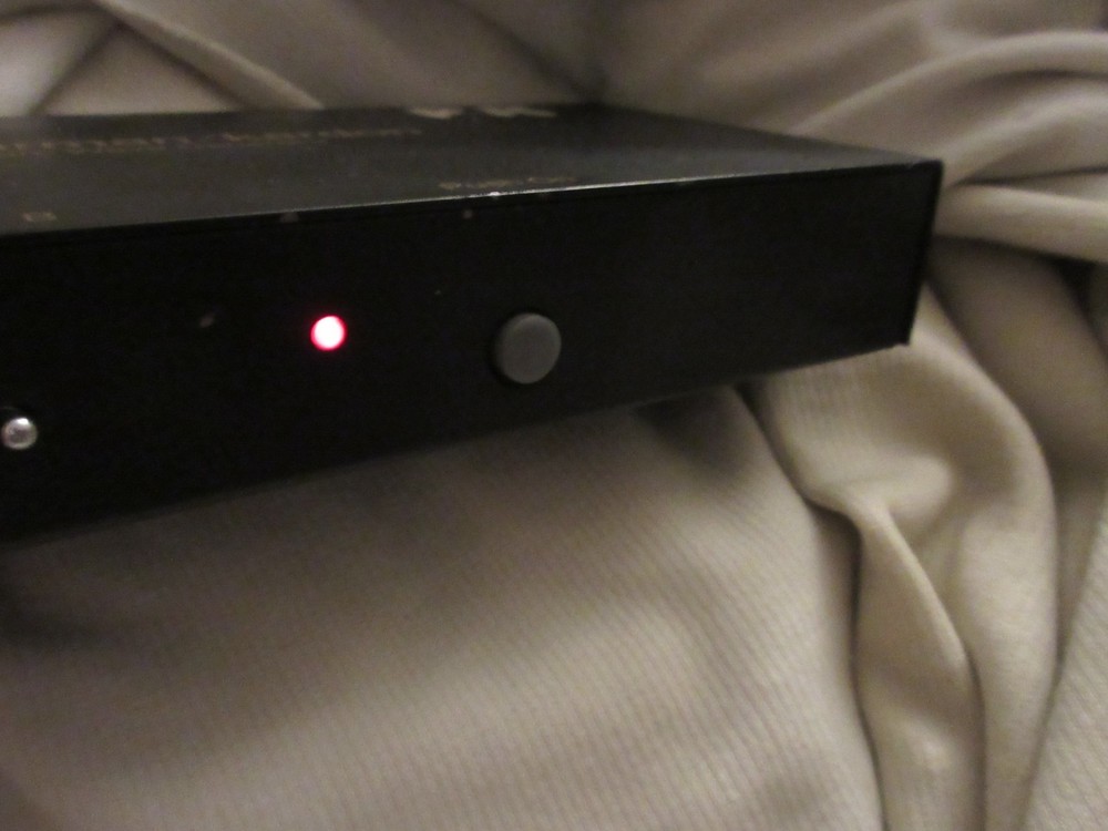 Harman/Kardon Square Wave Generator For Portable Testing Battery-Powered Signal