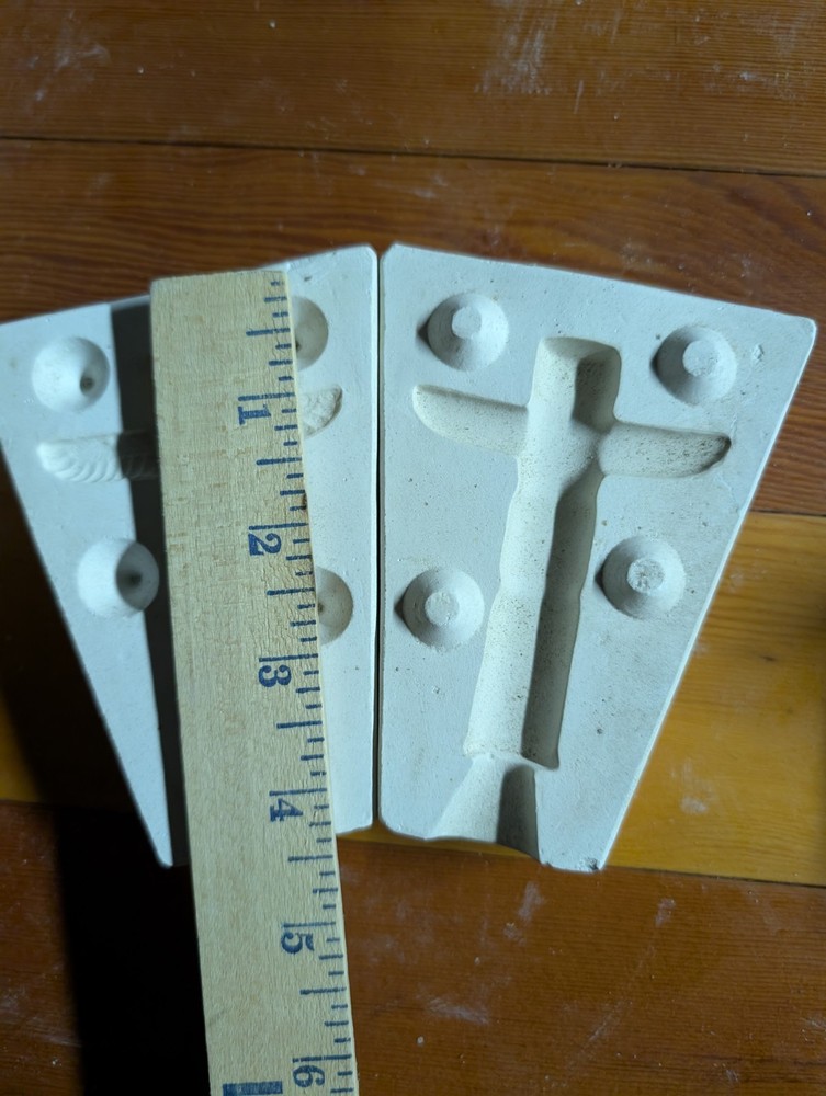 Totem Pole Vintage Slip Casting Ceramic Mold