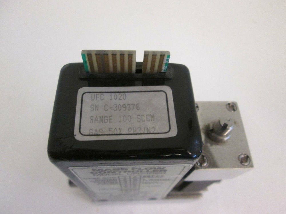 Unit UFC-1020 Mass Flow Controller MFC, 50%PH3/N2, 100 SCCM