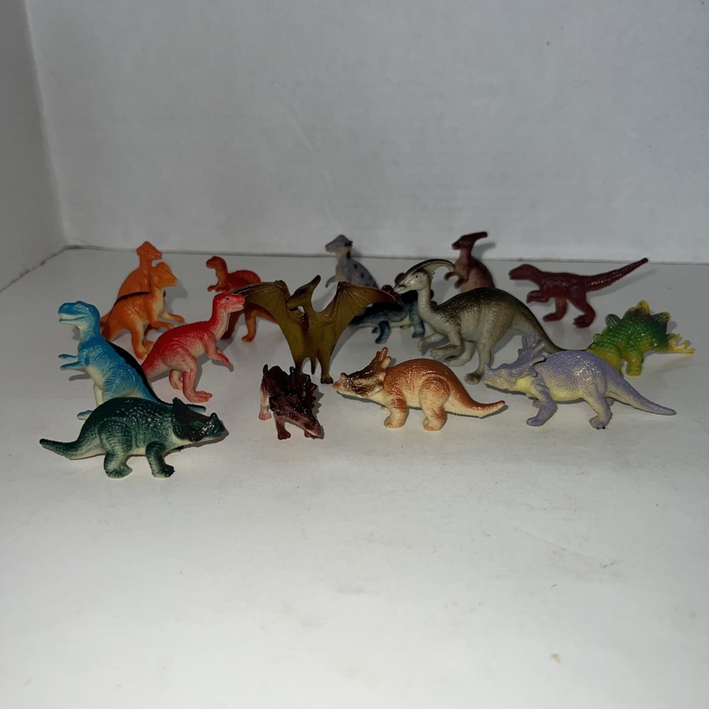Lot Of Mini Hard Plastic Dinosaurs