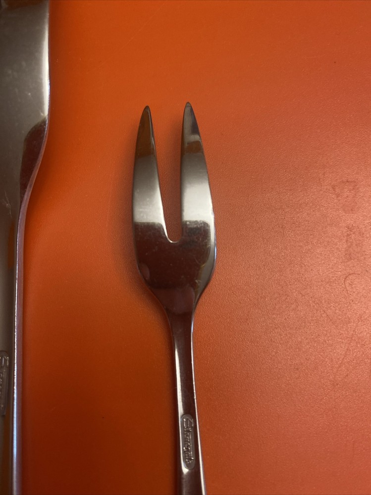 Stonegate Flatware- Solitude- Pie Serve- Ladle- Serving & Pickle Fork 6 Pieces