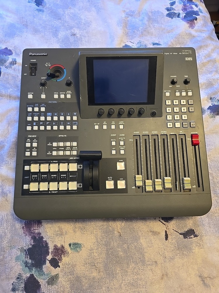 Av Mixer AGMX70