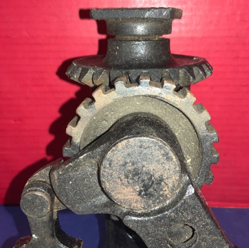 Vintage Ford Model “T” Jack No. B553 - AS IS