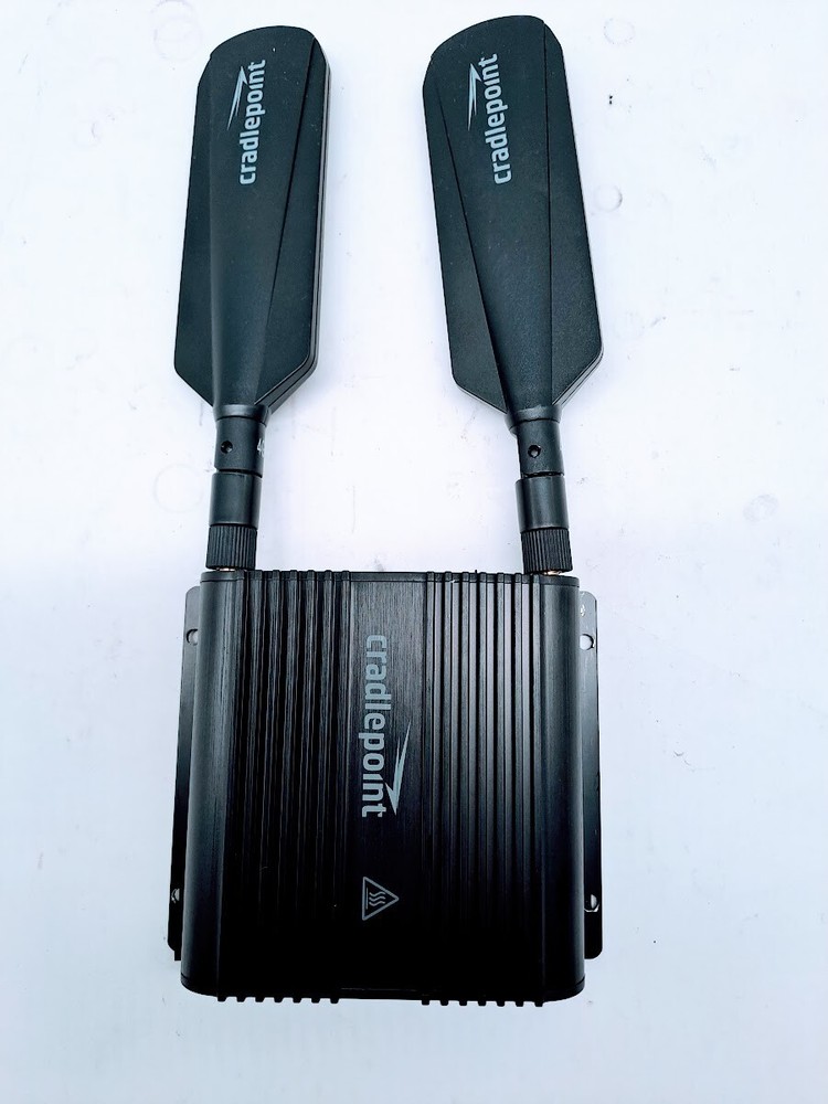 CradlePoint IBR650B-LP4 Rugged Router